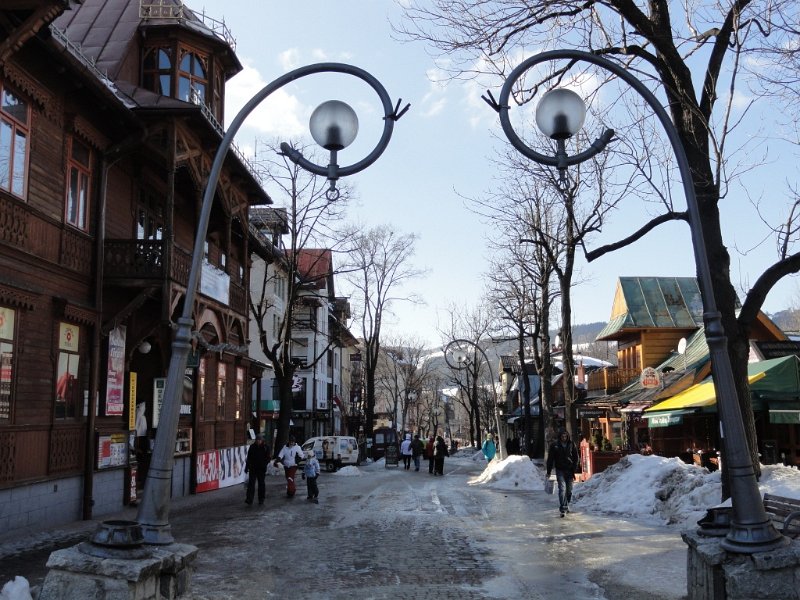 DSC01371 01.JPG - Zakopane sétáló utcája a Krupówki